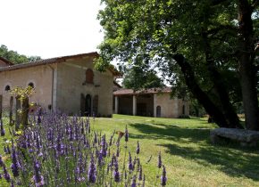 Gîtes Domaine Le Castelet